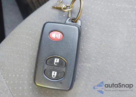 2014 Toyota Prius Two из США, поврежденный, VIN JTDKN3DU6E1771055